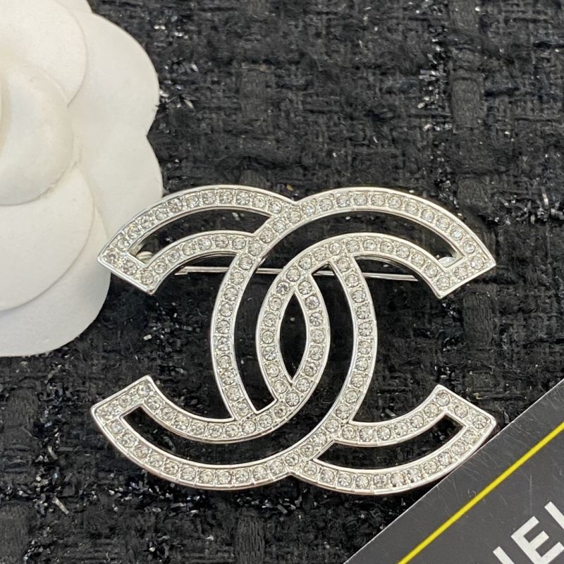 Chanel Brooches - Click Image to Close